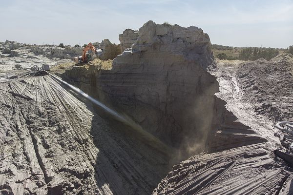drdgold-far-west-gold-recoveries-13-09-2019-0953ED44D164-C5CA-10C8-2000-19A4F8AE1935.jpg